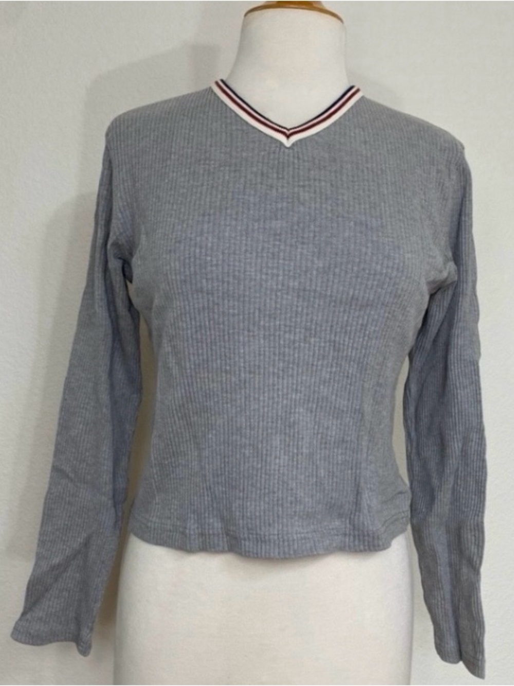Vintage Abercrombie & Fitch Womens Gray V Neck Ribbed Top Casual Coastal Size L
